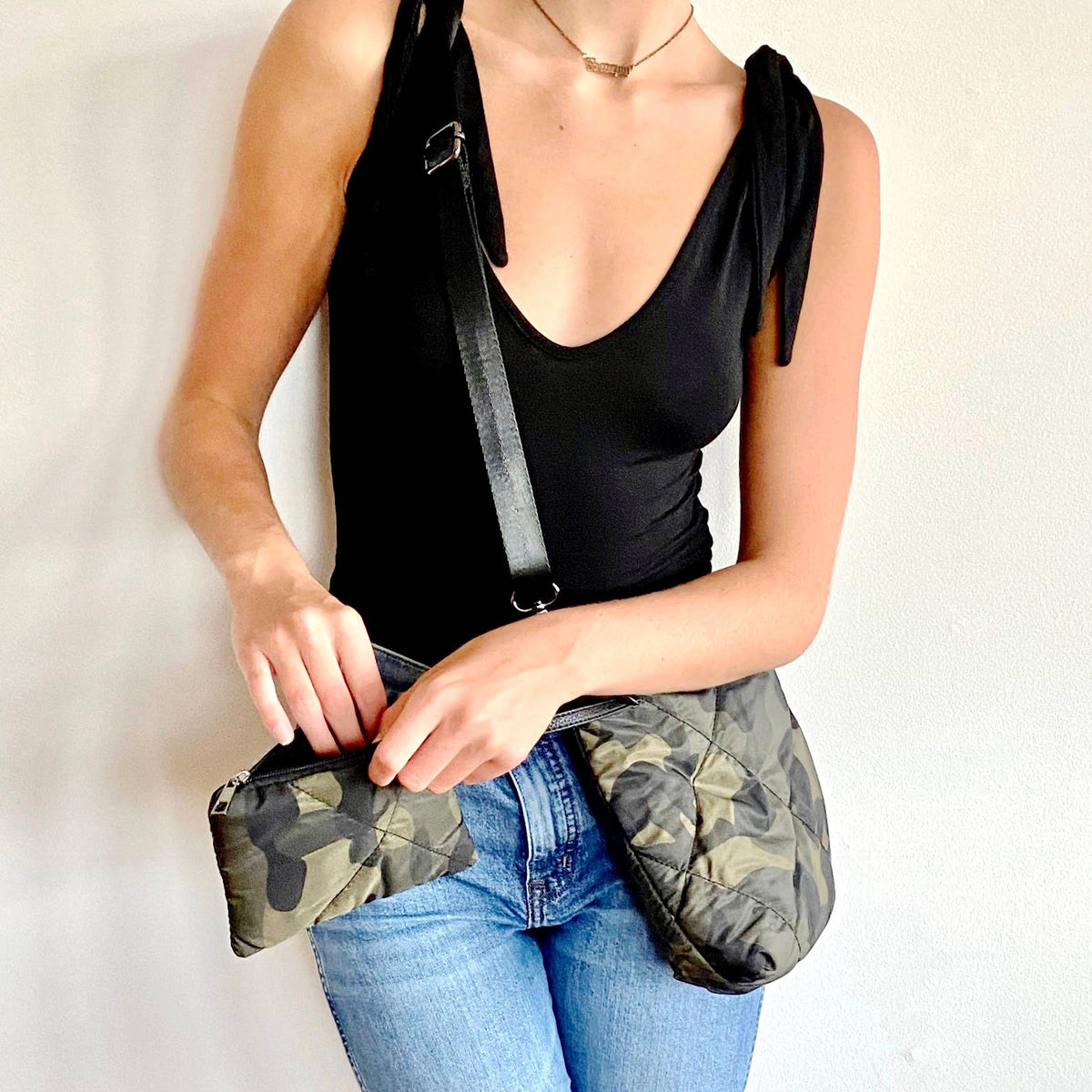 Lululemon camo crossbody online bag